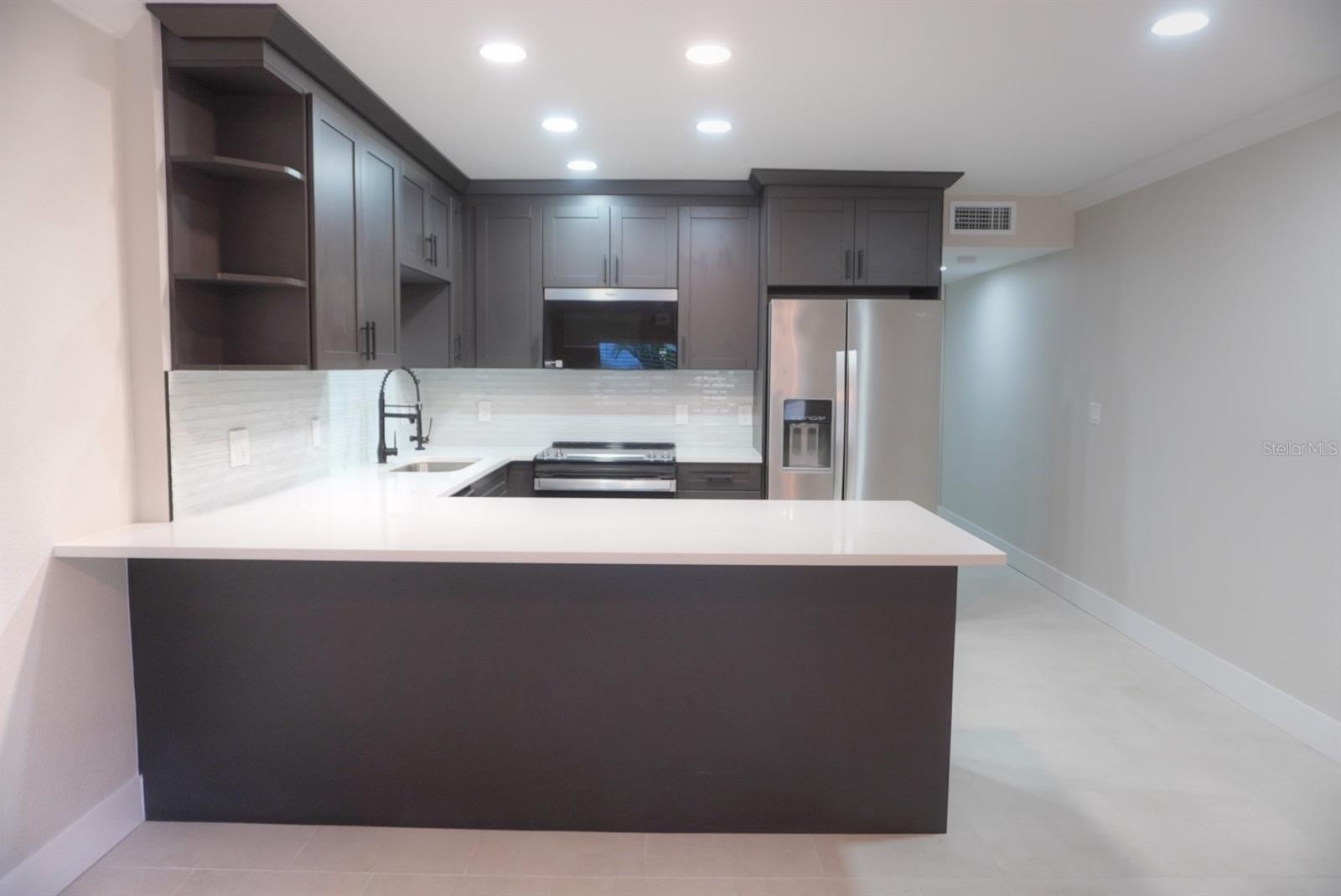 EIGHTY-FIFTH AVE REP - Residential Lease