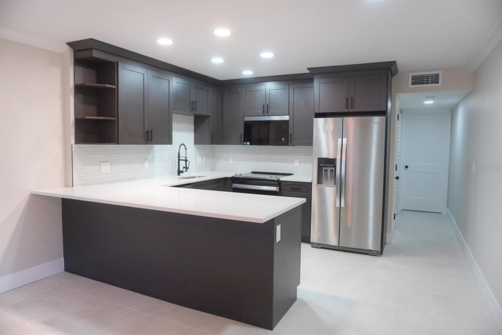 EIGHTY-FIFTH AVE REP - Residential Lease