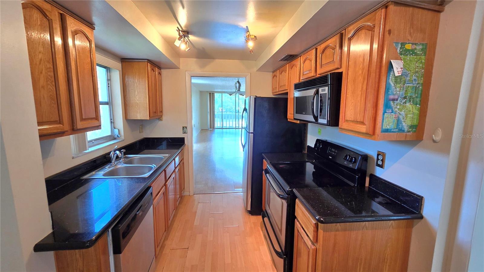 1001 PEARCE DRIVE 211