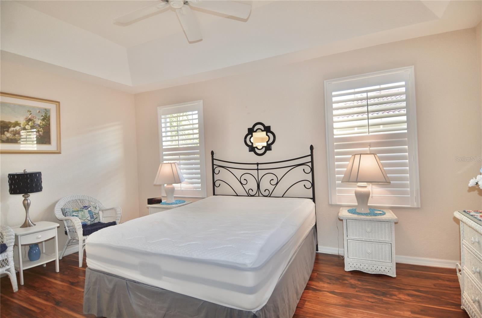 L PAVIA - Residential