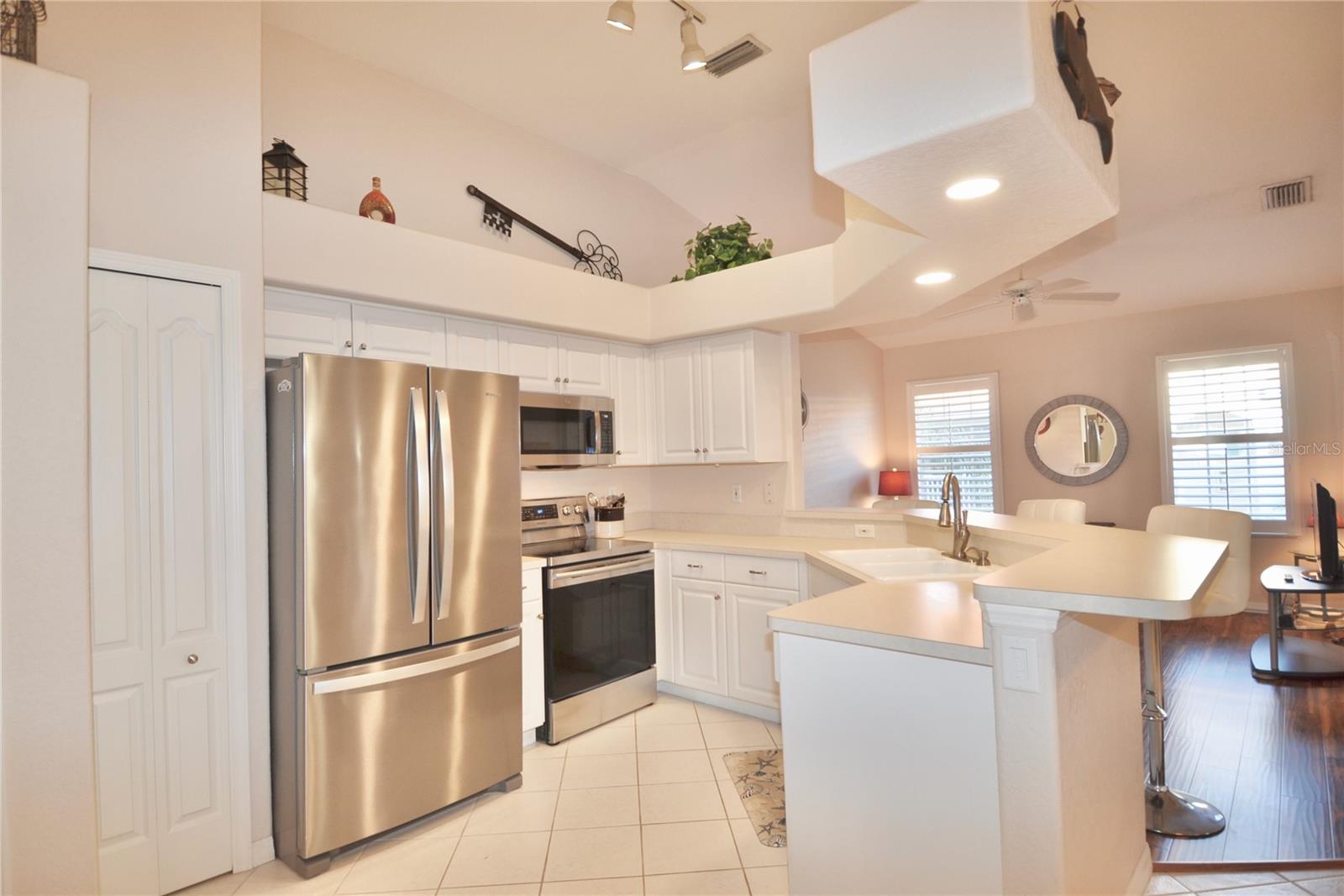 L PAVIA - Residential