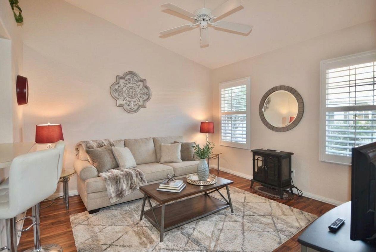 L PAVIA - Residential