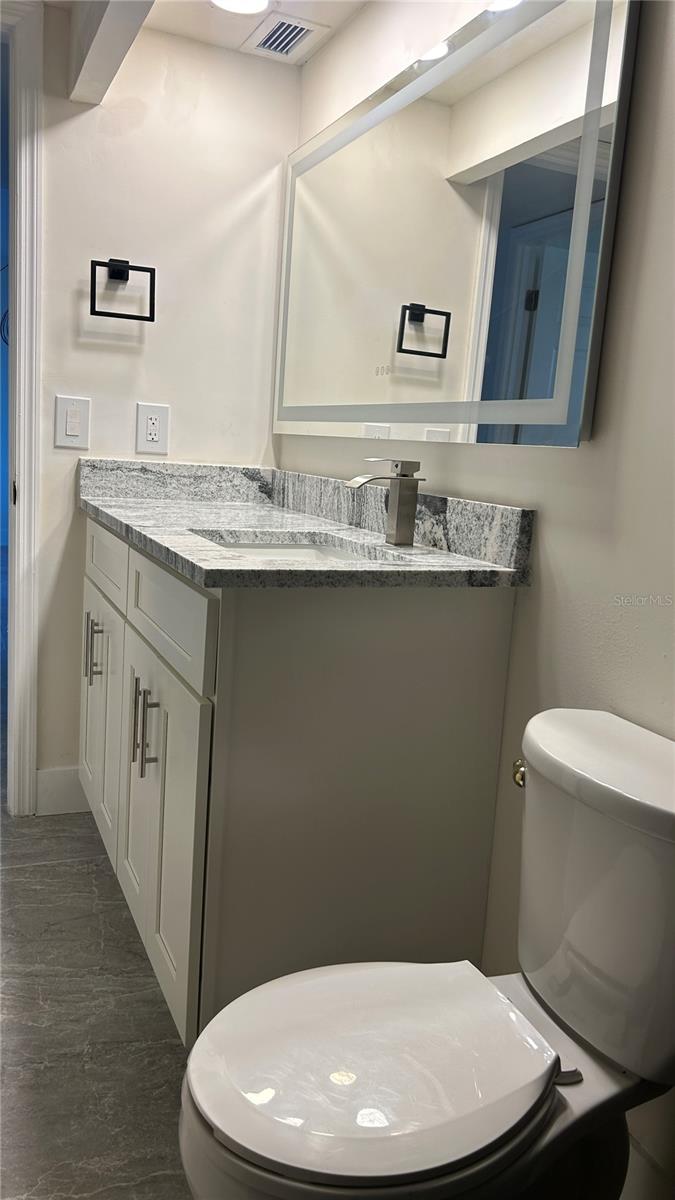 COVE CAY 26-18 VILLAGE I - Residential Lease