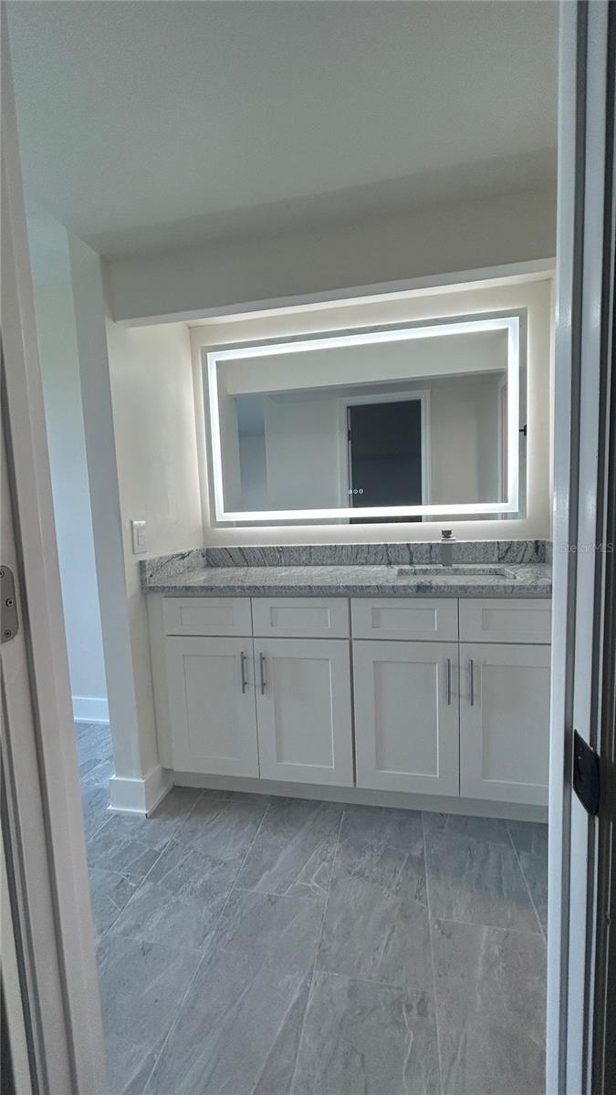 COVE CAY 26-18 VILLAGE I - Residential Lease