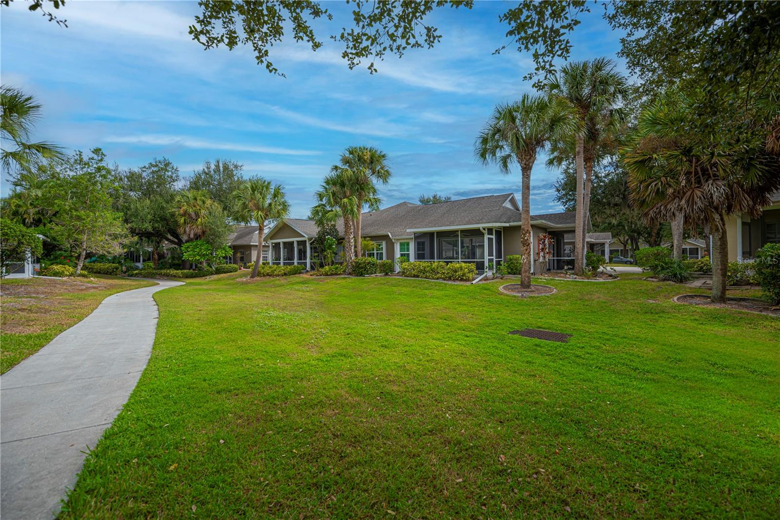 HERITAGE OAK PARK - Residential