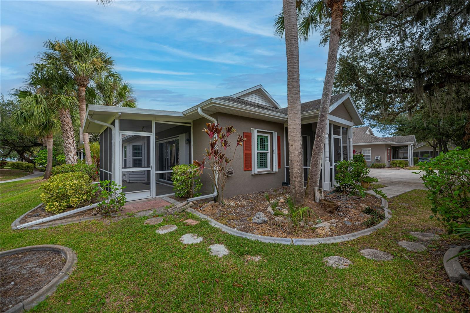 HERITAGE OAK PARK - Residential