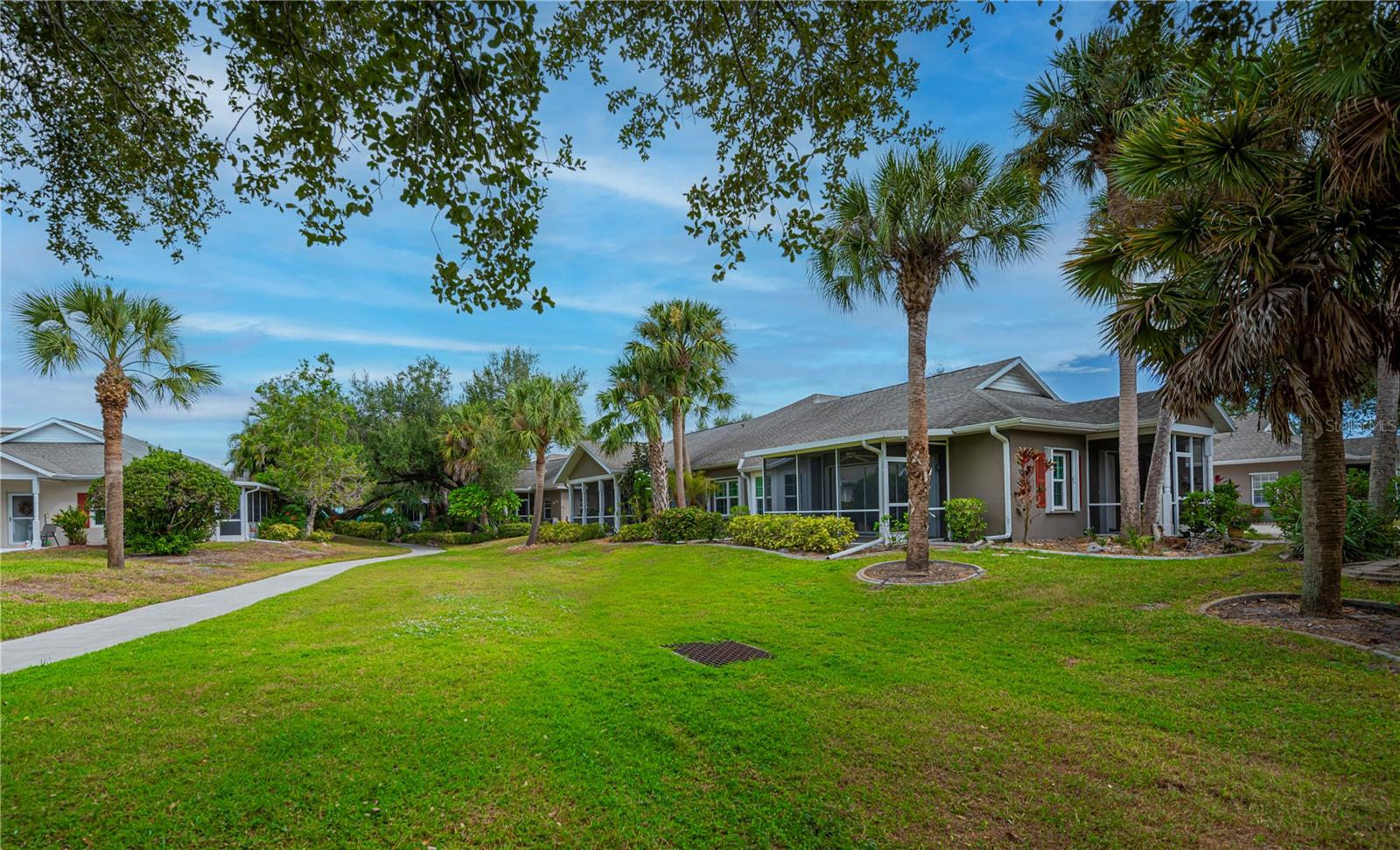 HERITAGE OAK PARK - Residential