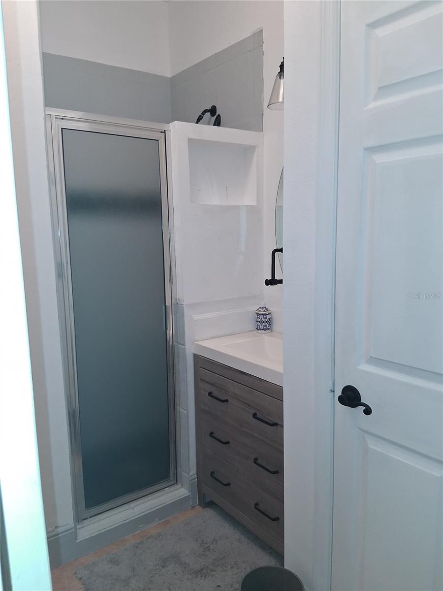 UNPLATTED - Residential Lease