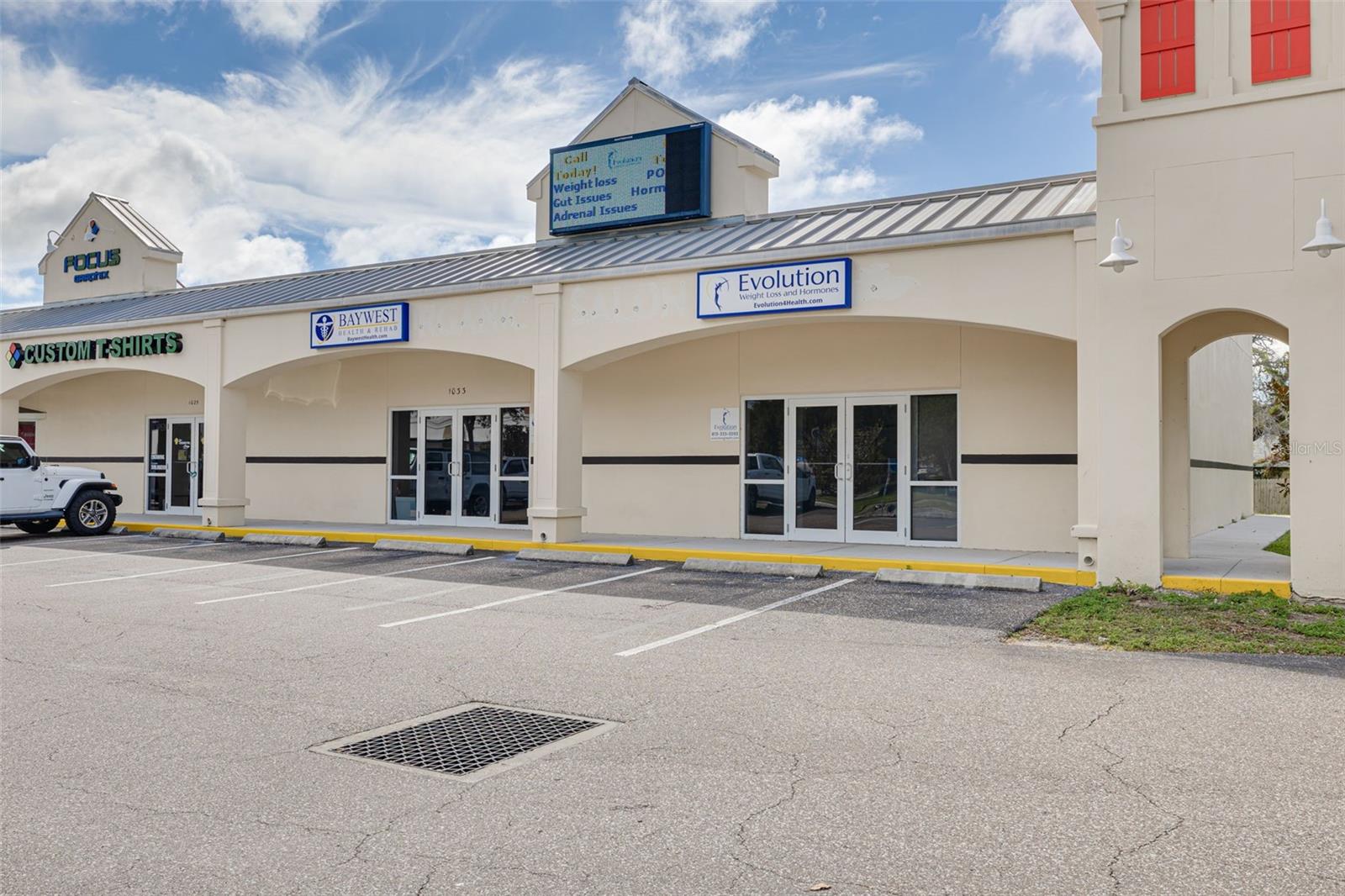HAMMERHEAD COMM SUB - Commercial Lease