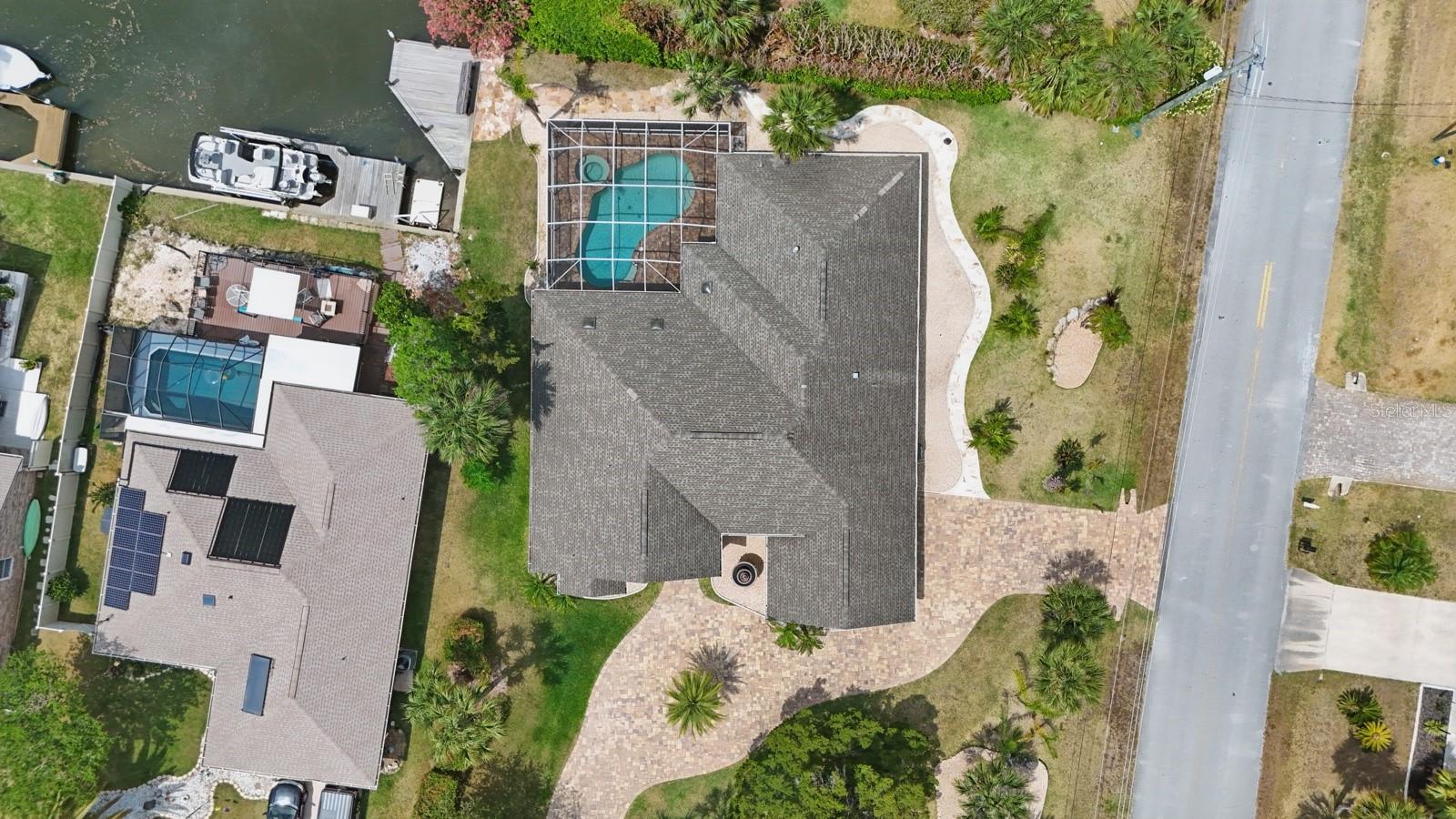 2 CLEVELAND COURT