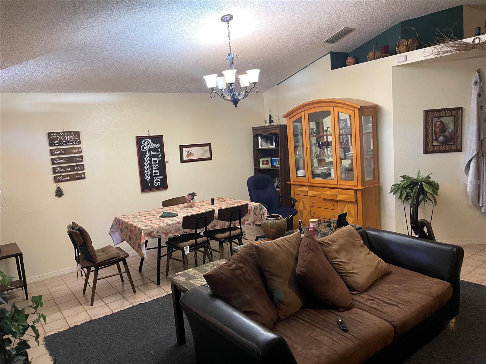 KENSINGTON SEC 01 - Residential