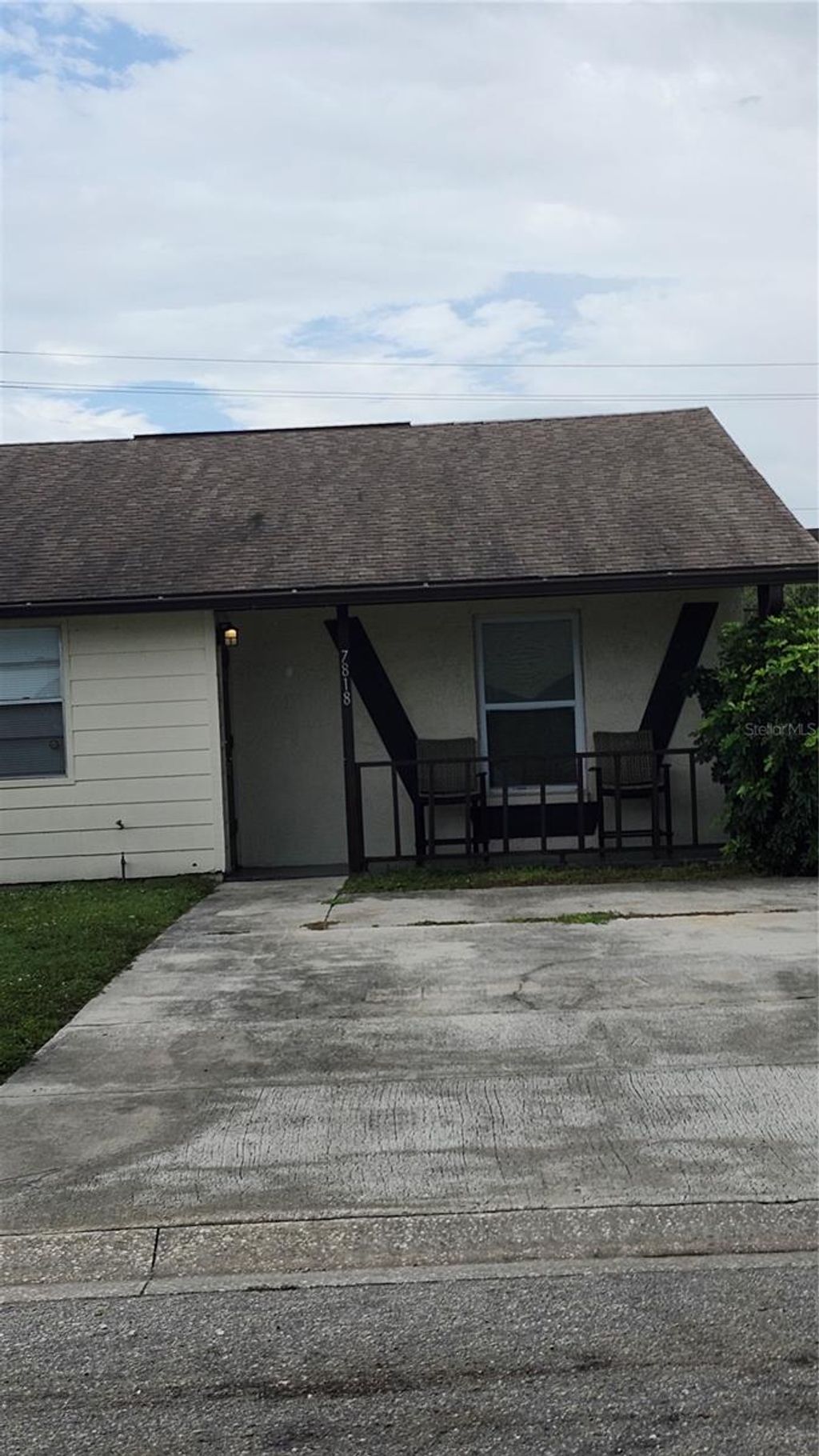 Photo of 7818 40th Avenue Drive W, Bradenton, FL 34209 (MLS # A4660056)