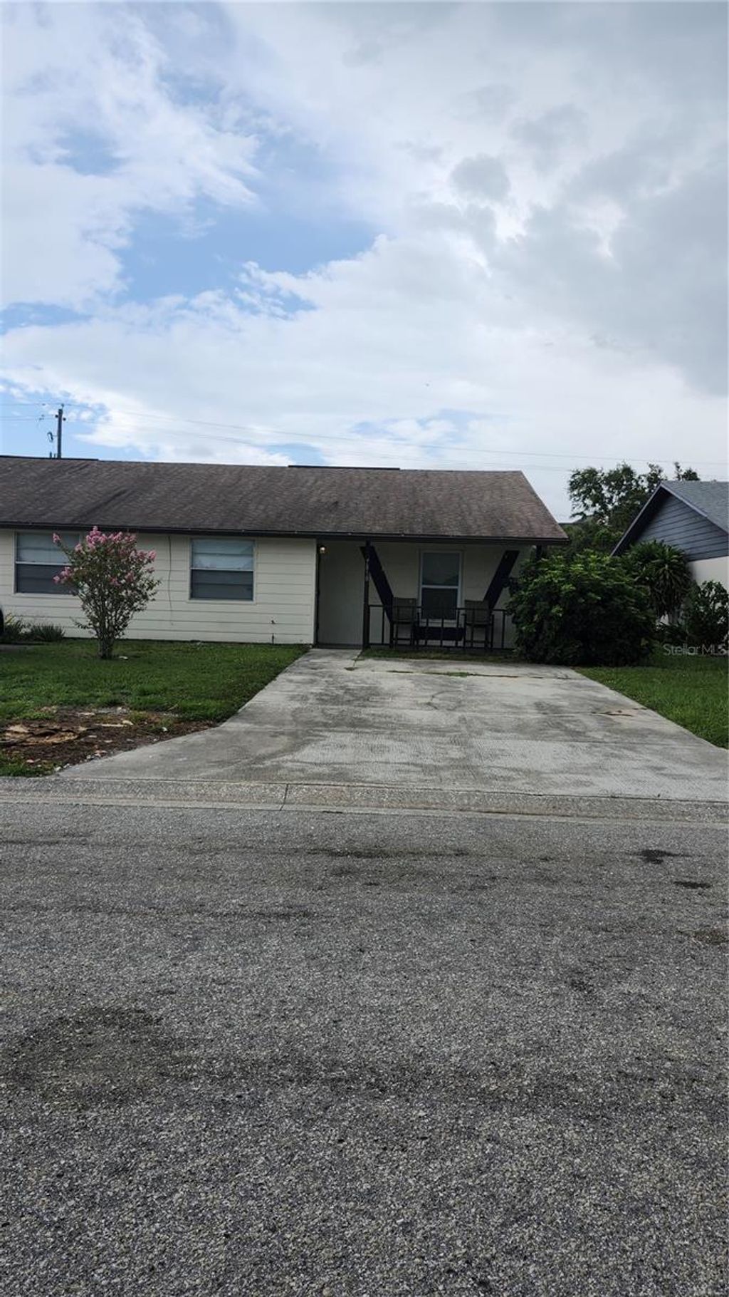 Photo of 7818 40th Avenue Drive W, Bradenton, FL 34209 (MLS # A4660056)