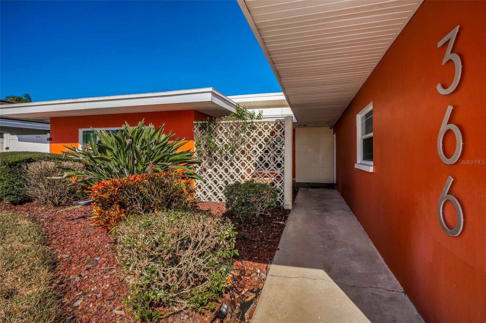 LA HACIENDA 1ST ADD - Residential