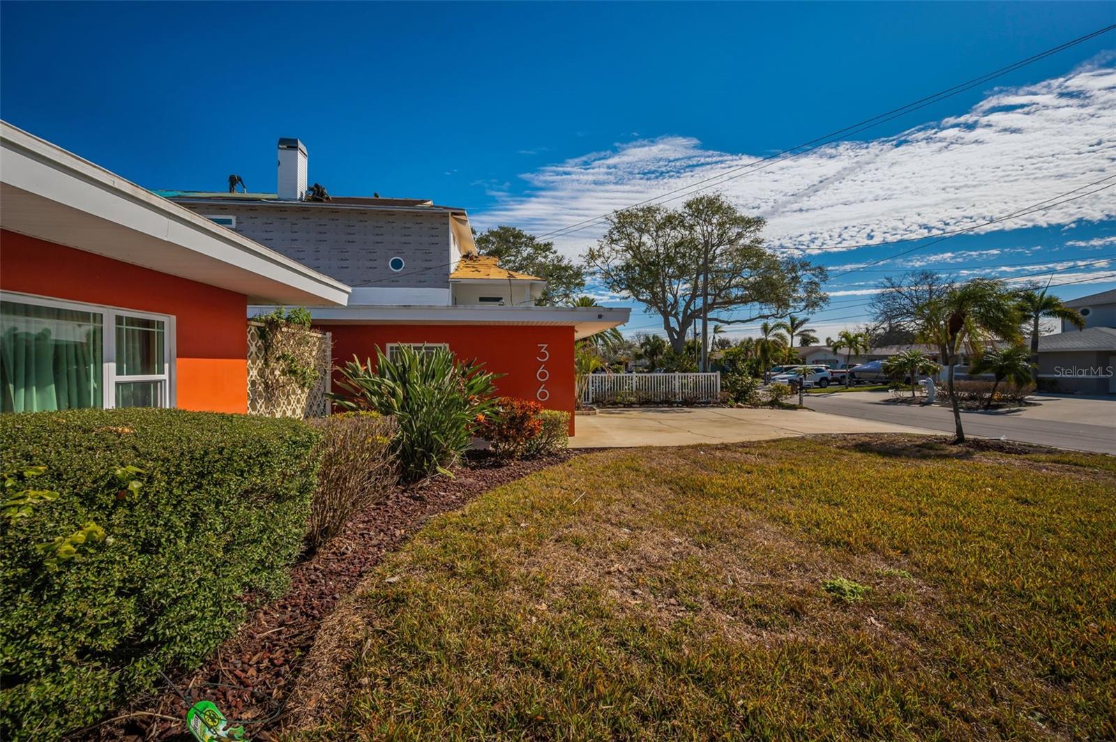 LA HACIENDA 1ST ADD - Residential