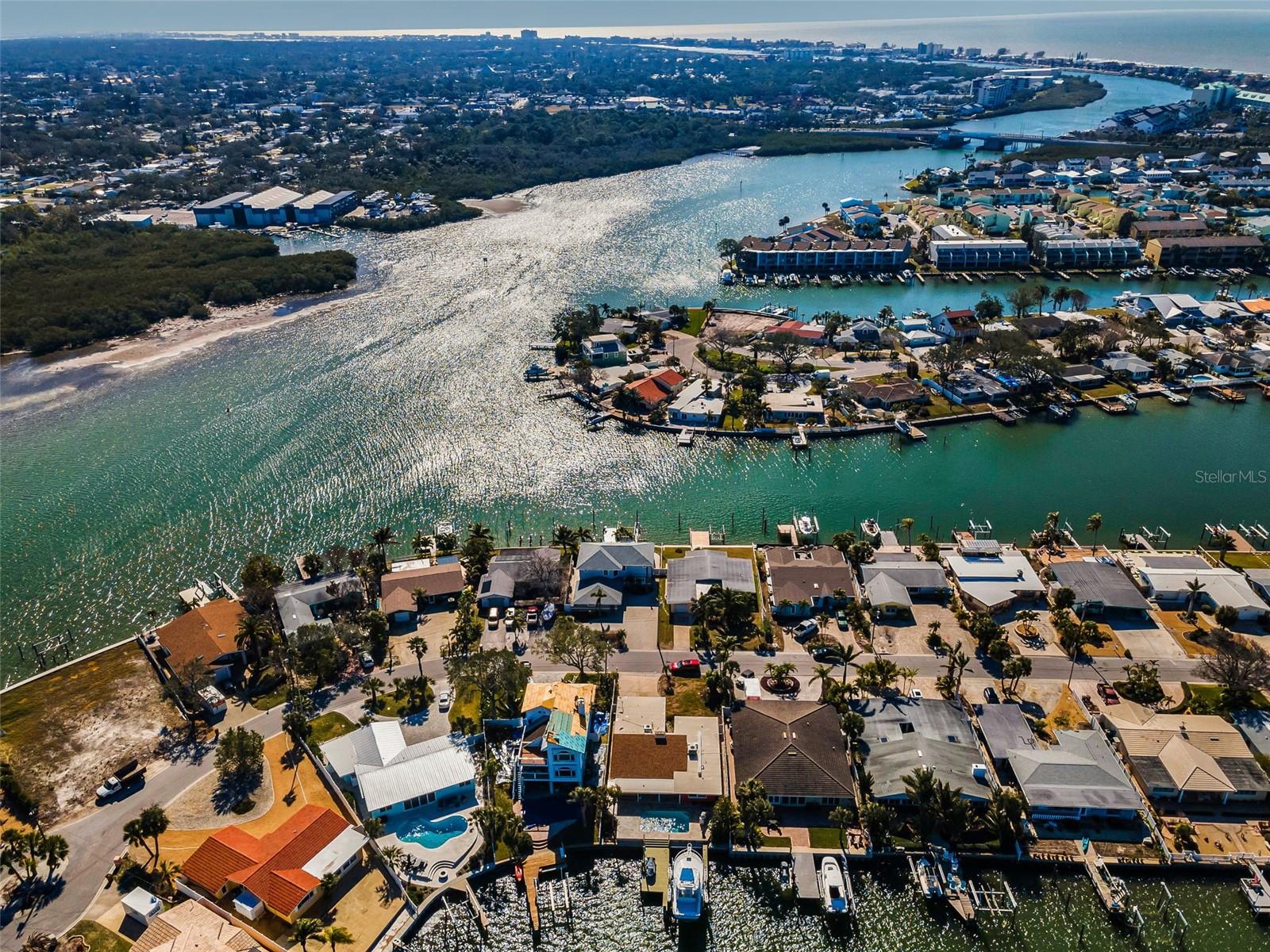 LA HACIENDA 1ST ADD - Residential