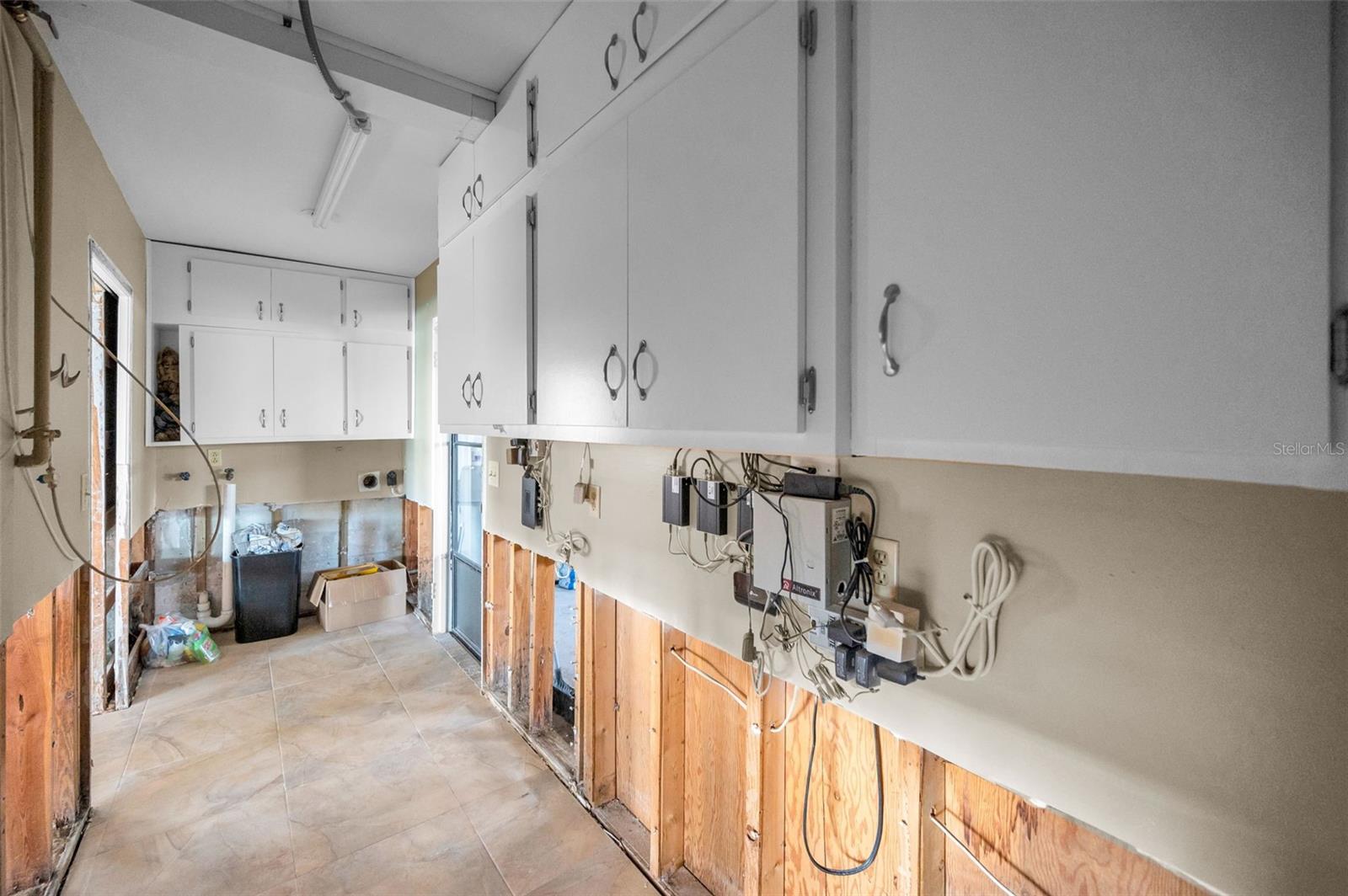 LA HACIENDA 1ST ADD - Residential