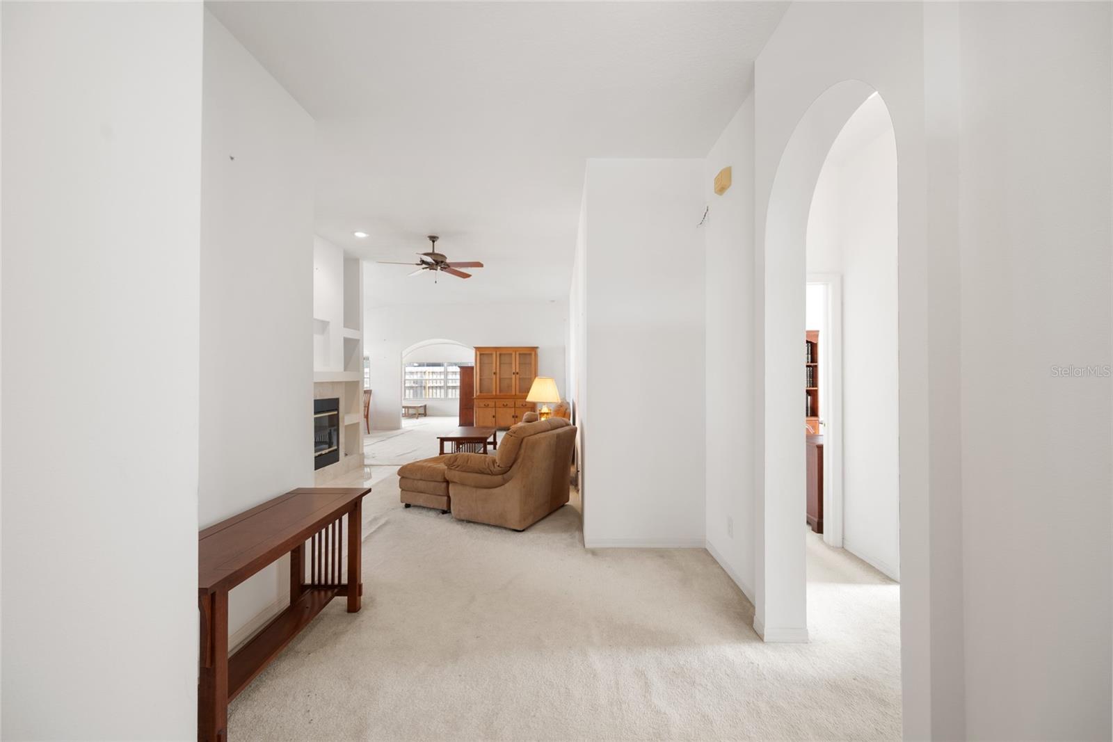 VENTANA PH 2 - Residential