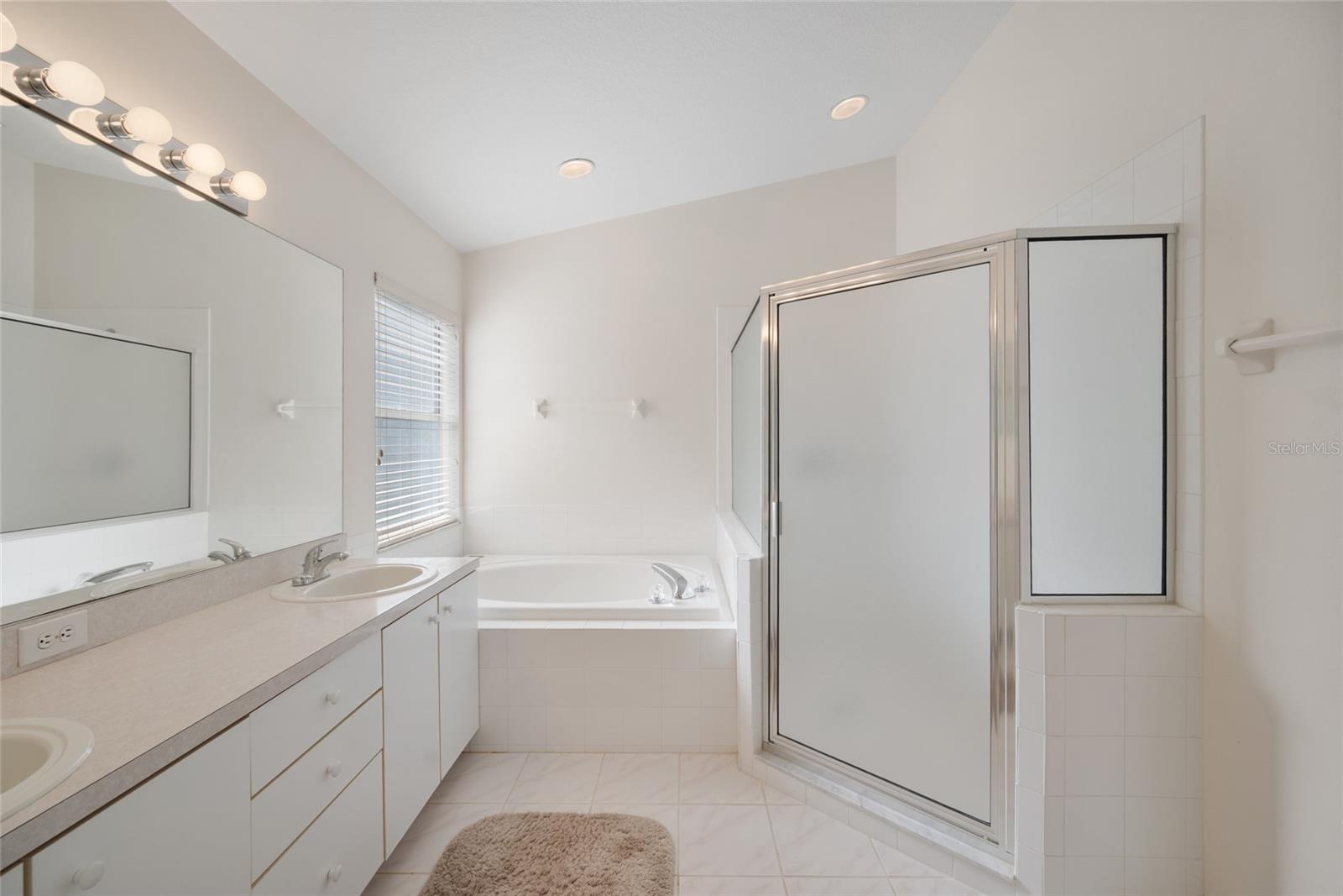 VENTANA PH 2 - Residential