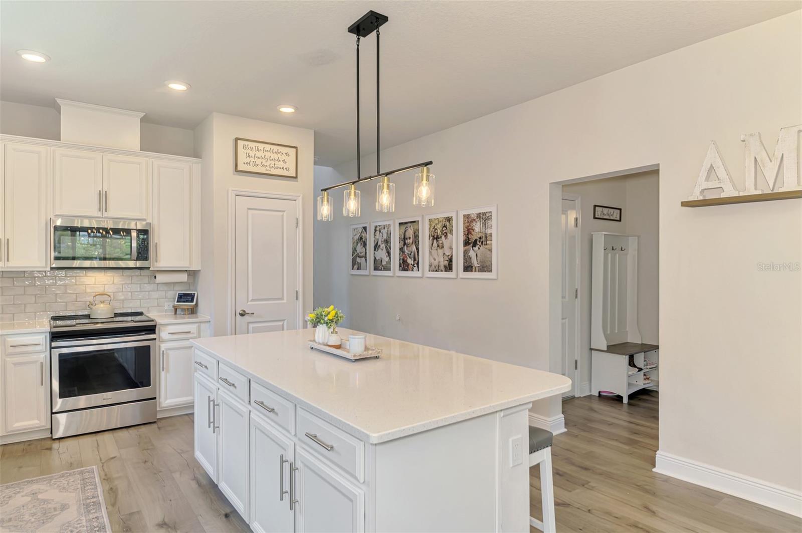 1767901; MOSS CREEK PH II SUBPH A; LOT 70; PB 0068 - Residential