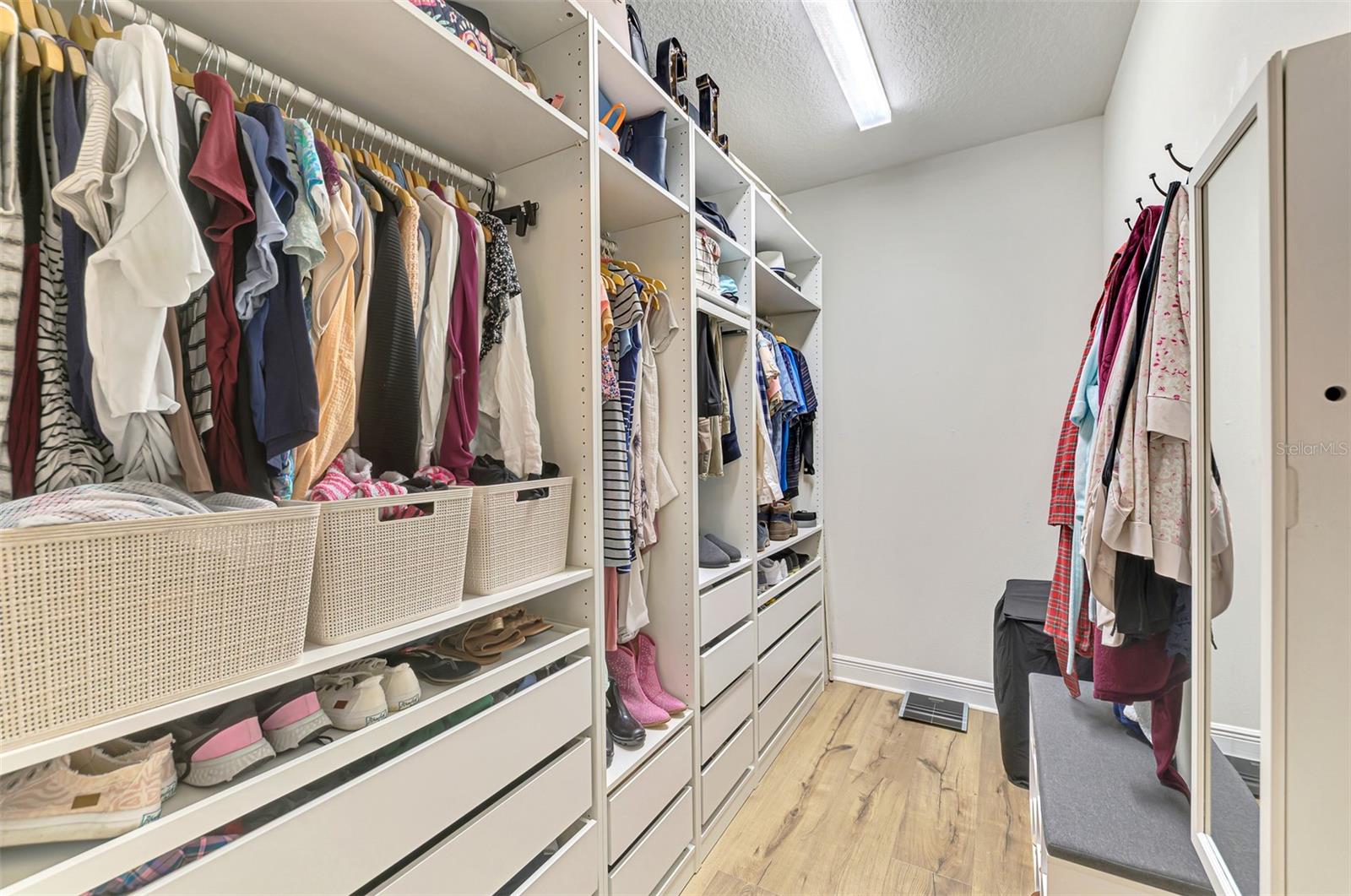 1767901; MOSS CREEK PH II SUBPH A; LOT 70; PB 0068 - Residential