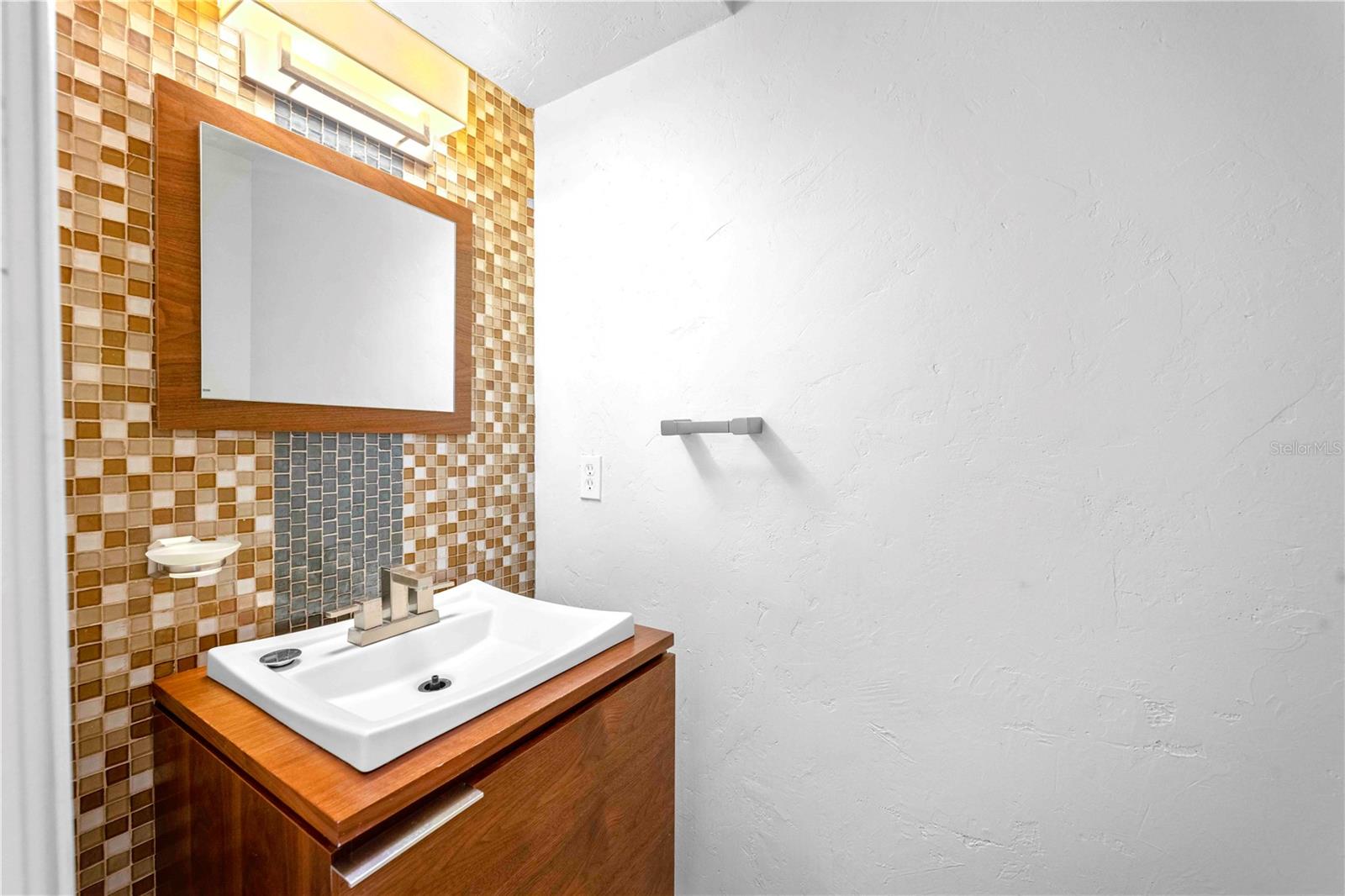 OAK HARBOUR SEC 4 - Residential