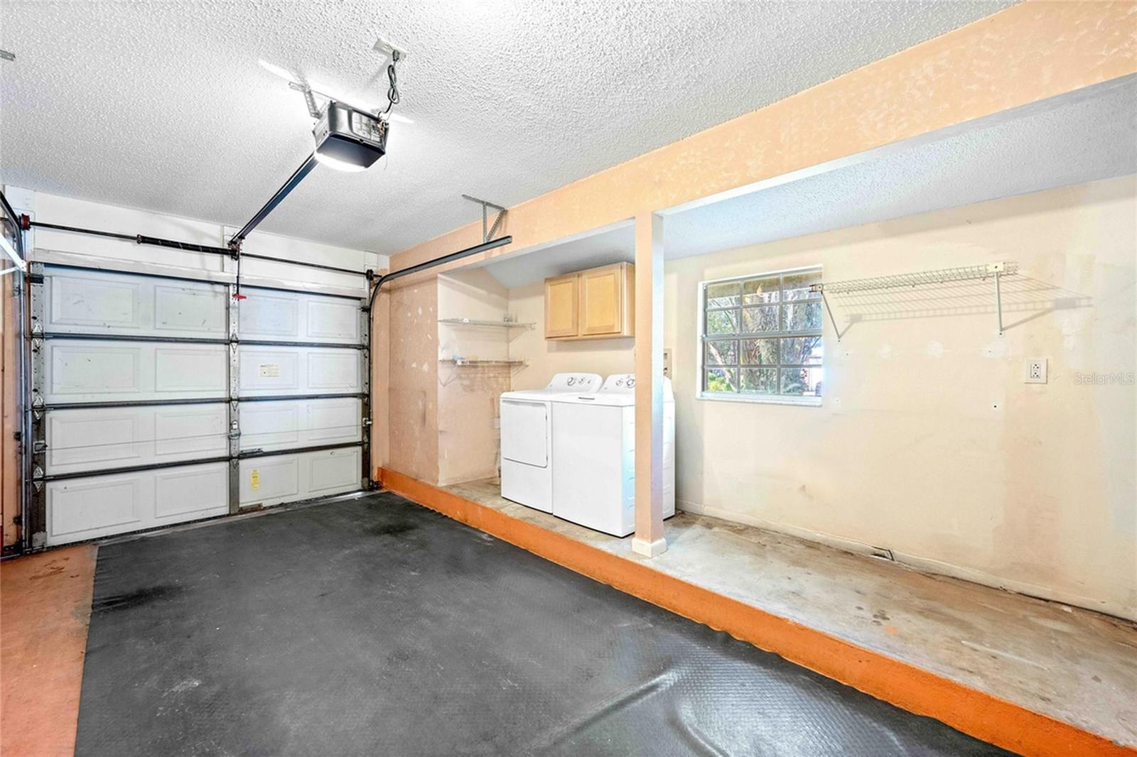 OAK HARBOUR SEC 4 - Residential