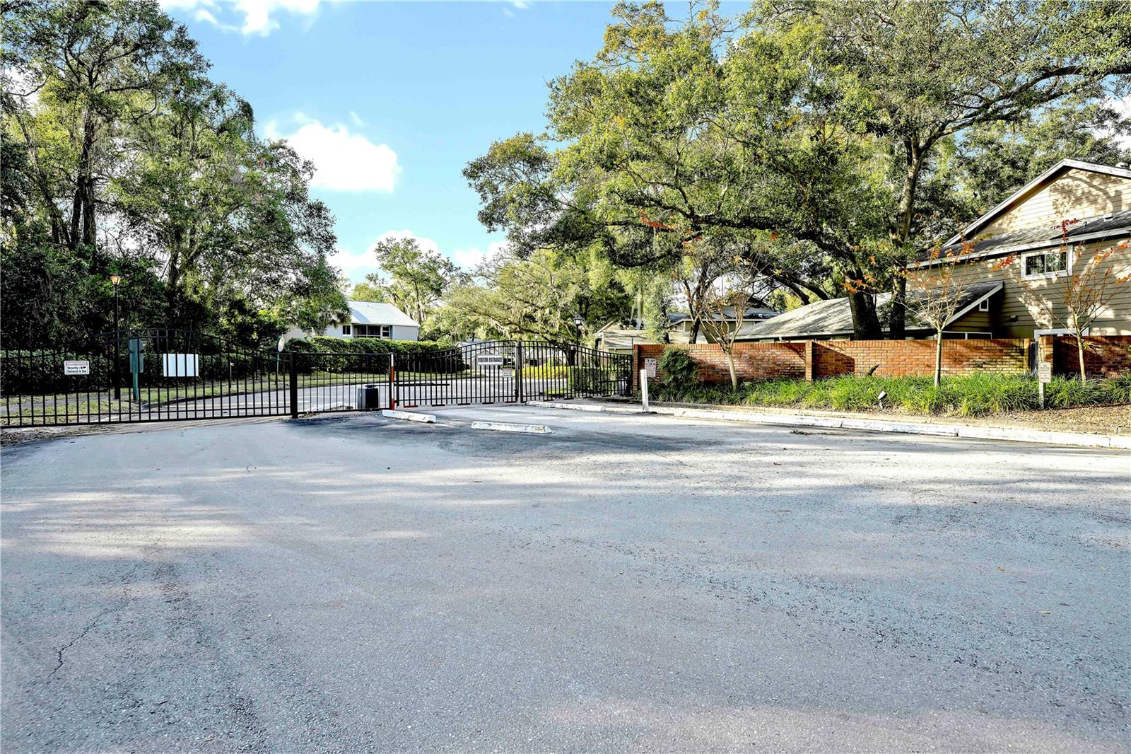 OAK HARBOUR SEC 4 - Residential