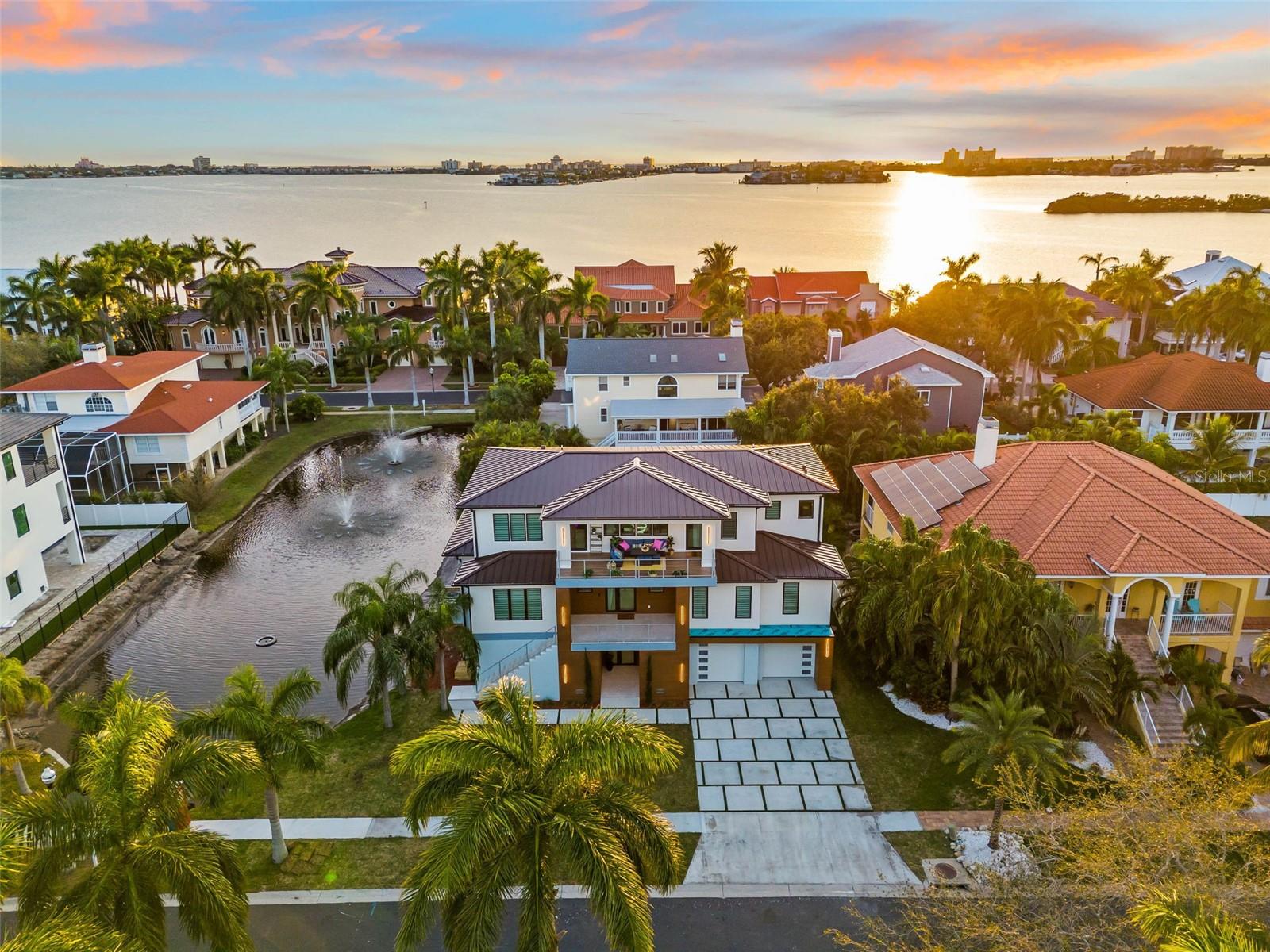 KIPPS COLONY ESTATES AT PASADENA YACHT/COUNTRY CL - Residential