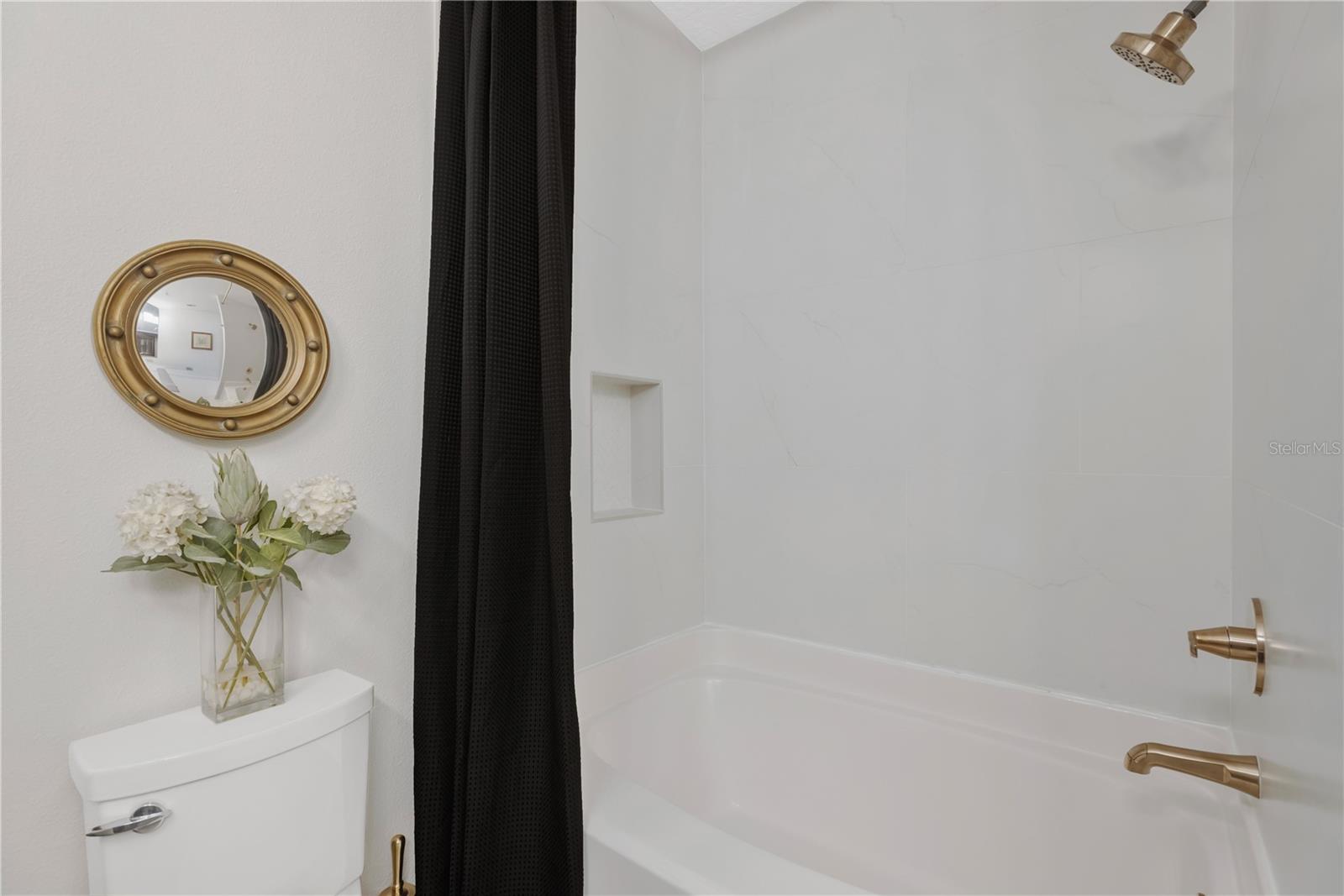 GRAND KEY - Residential