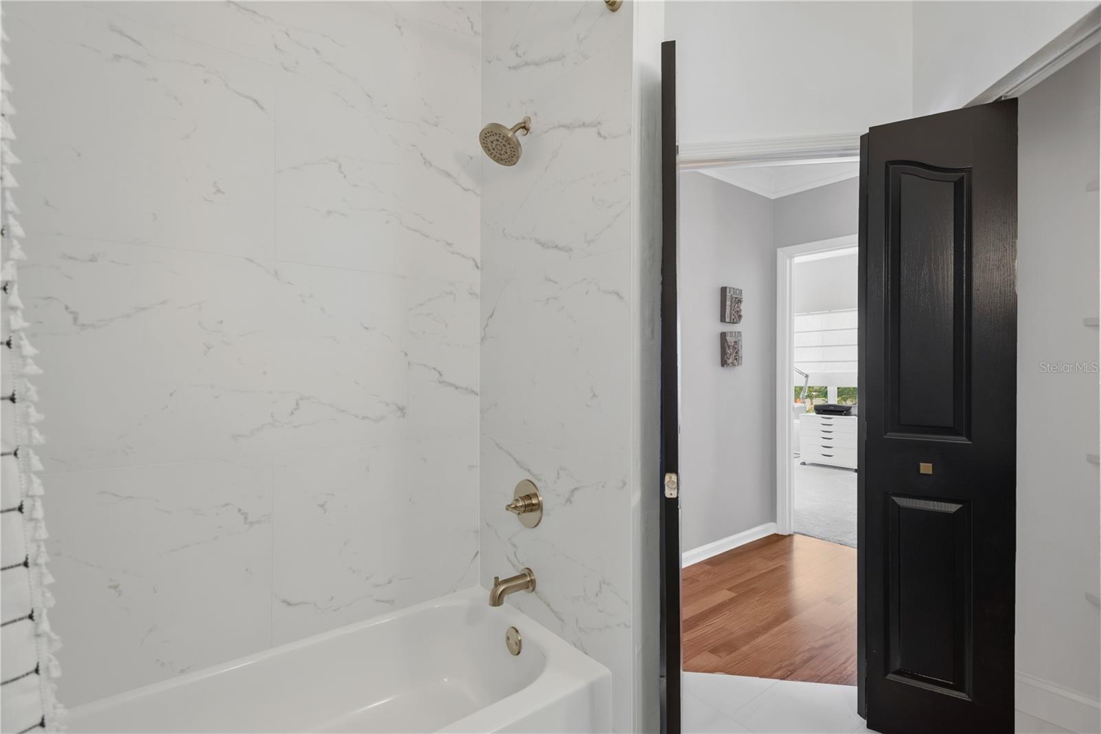 GRAND KEY - Residential