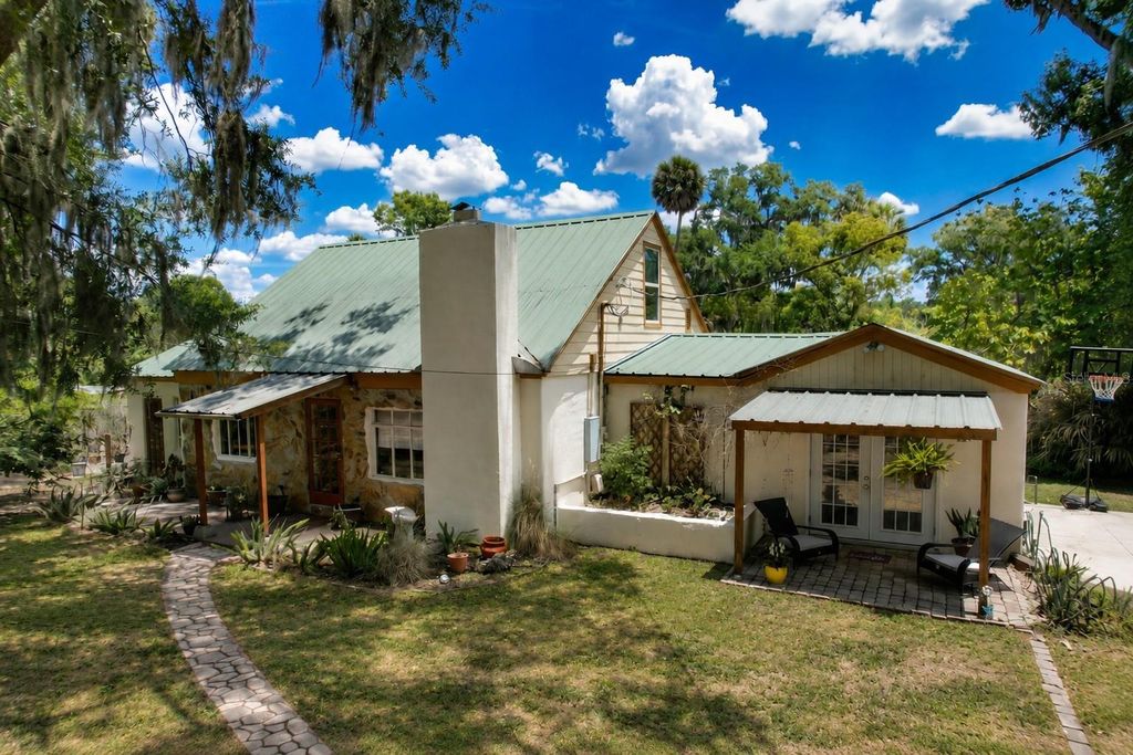 Photo of 10824 Palmetto Street, Riverview, FL 33569 (MLS # TB8511059)