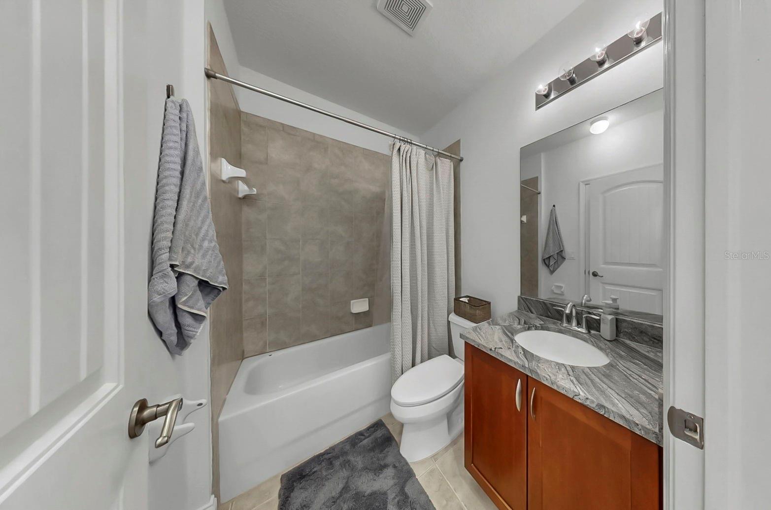 NORTH HYDE PARK CITY TWNHMS - Residential