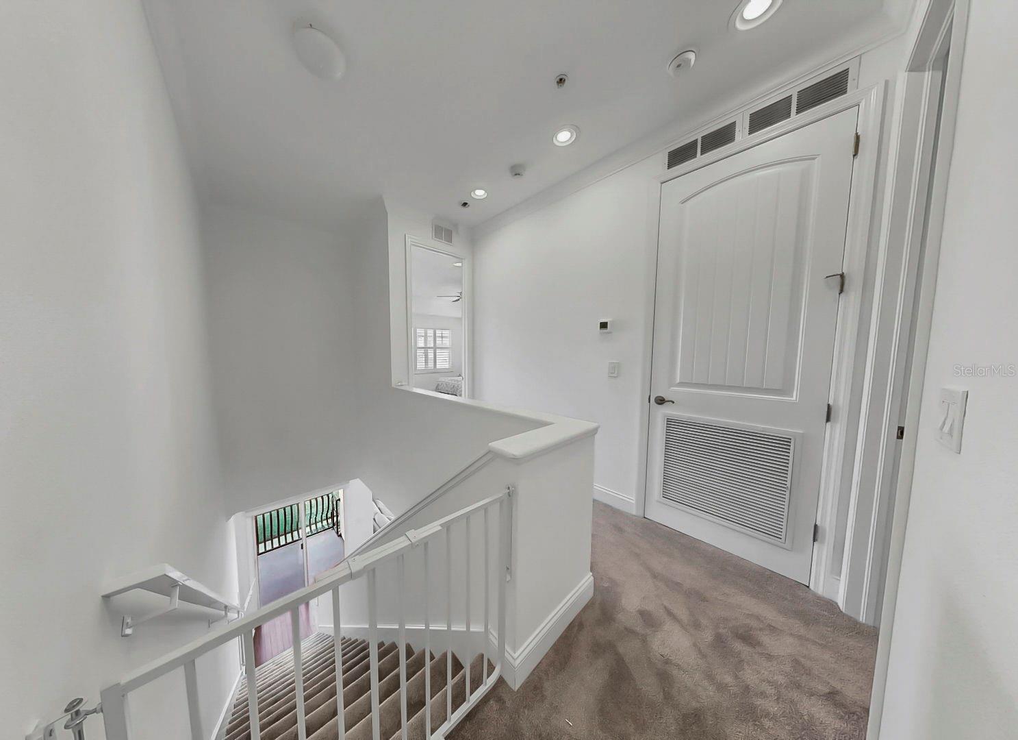 NORTH HYDE PARK CITY TWNHMS - Residential