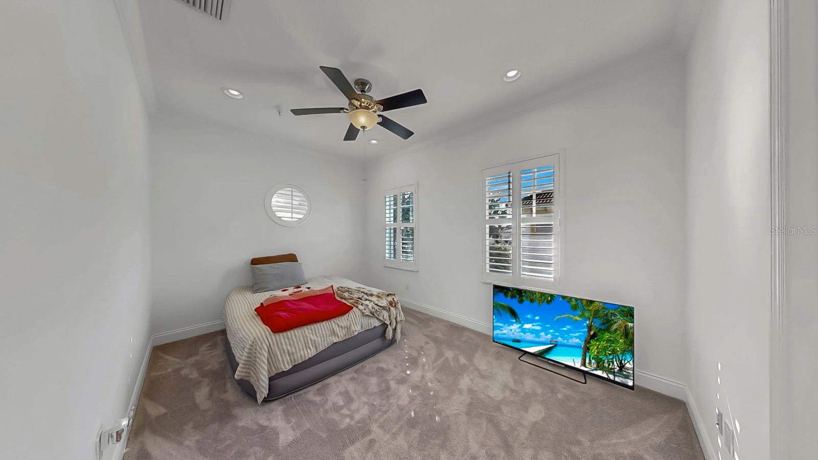 NORTH HYDE PARK CITY TWNHMS - Residential