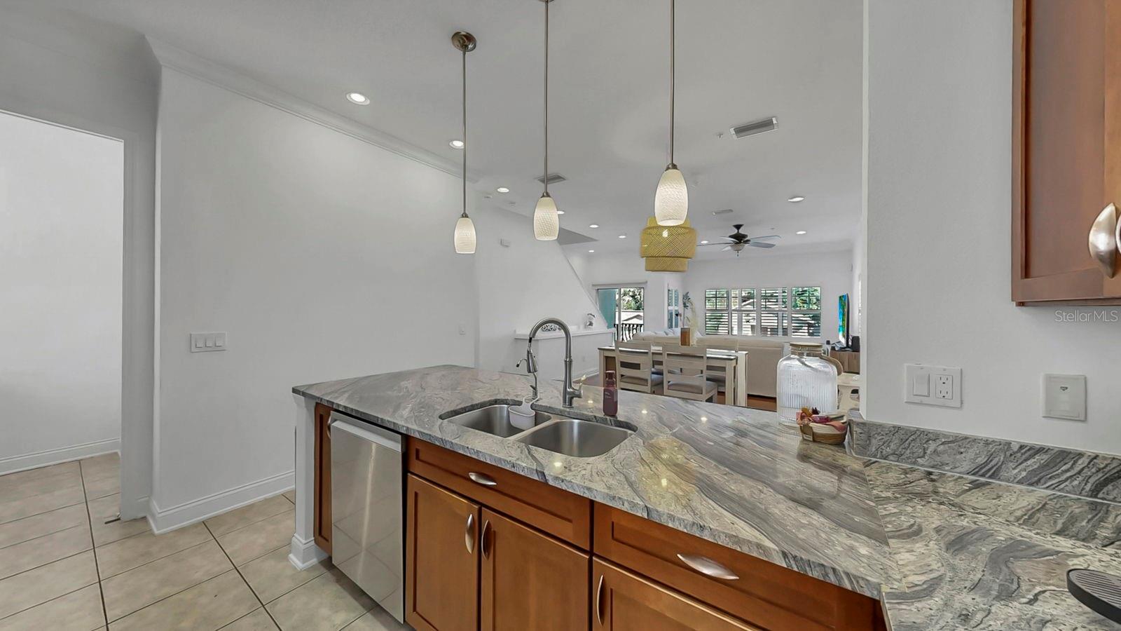 NORTH HYDE PARK CITY TWNHMS - Residential