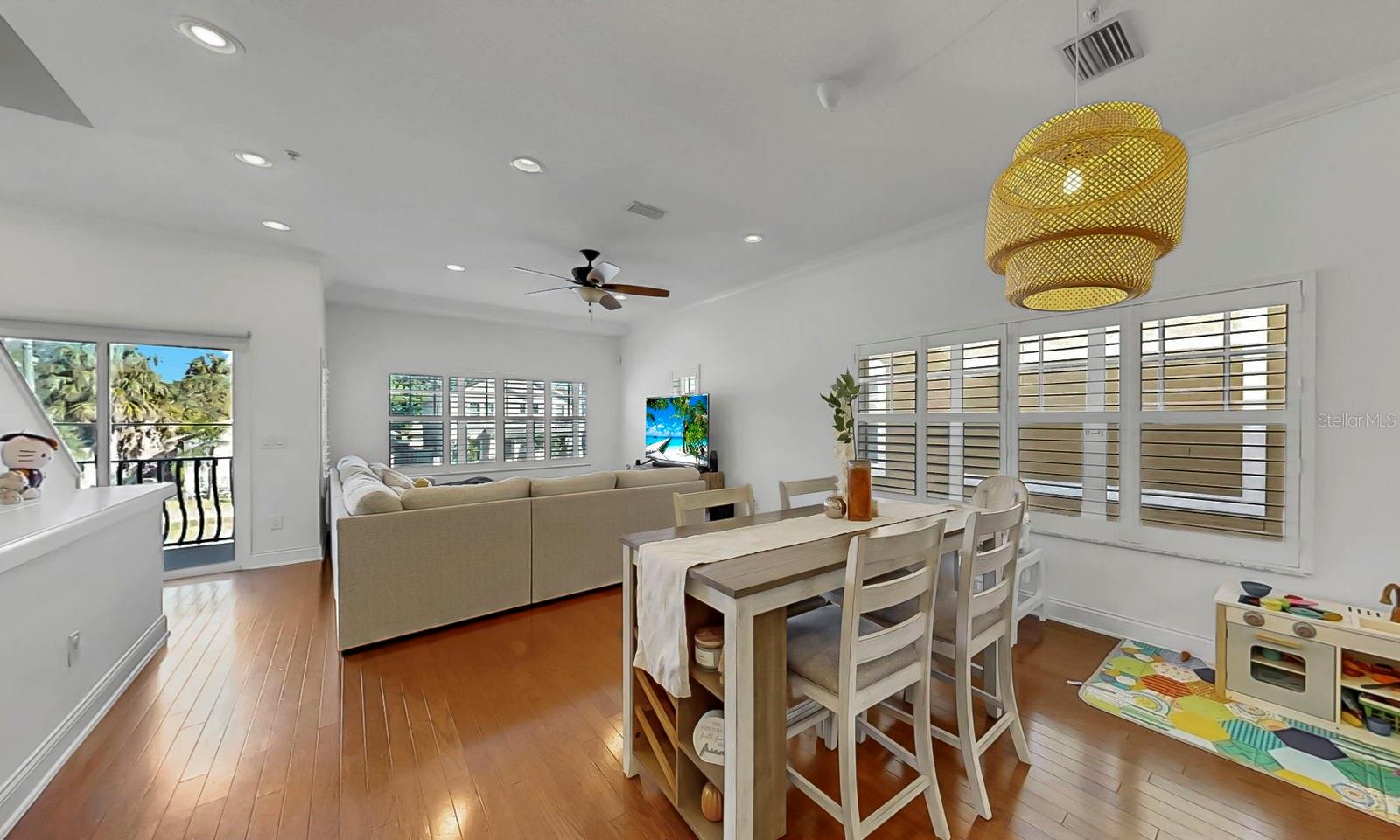 NORTH HYDE PARK CITY TWNHMS - Residential