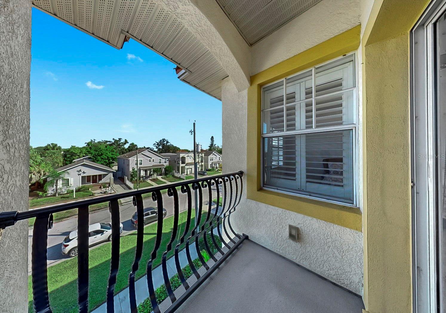 NORTH HYDE PARK CITY TWNHMS - Residential