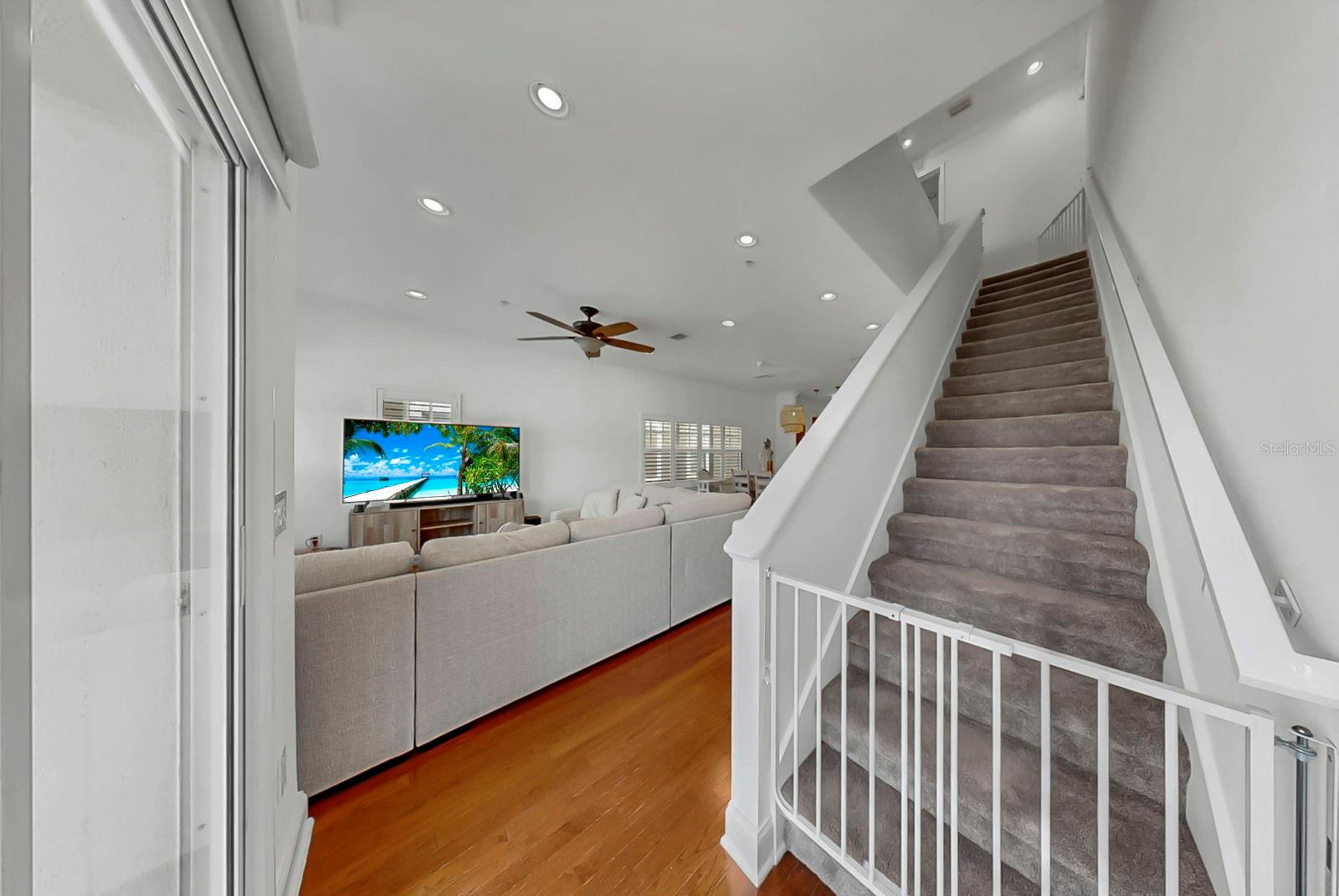 NORTH HYDE PARK CITY TWNHMS - Residential