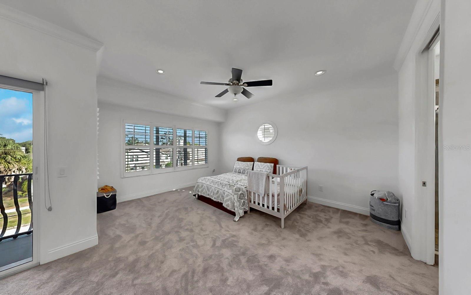 NORTH HYDE PARK CITY TWNHMS - Residential