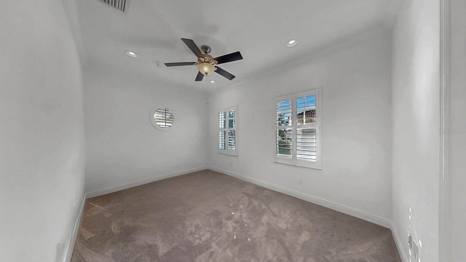 NORTH HYDE PARK CITY TWNHMS - Residential