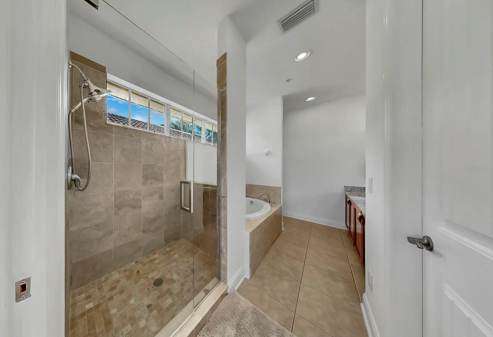 NORTH HYDE PARK CITY TWNHMS - Residential