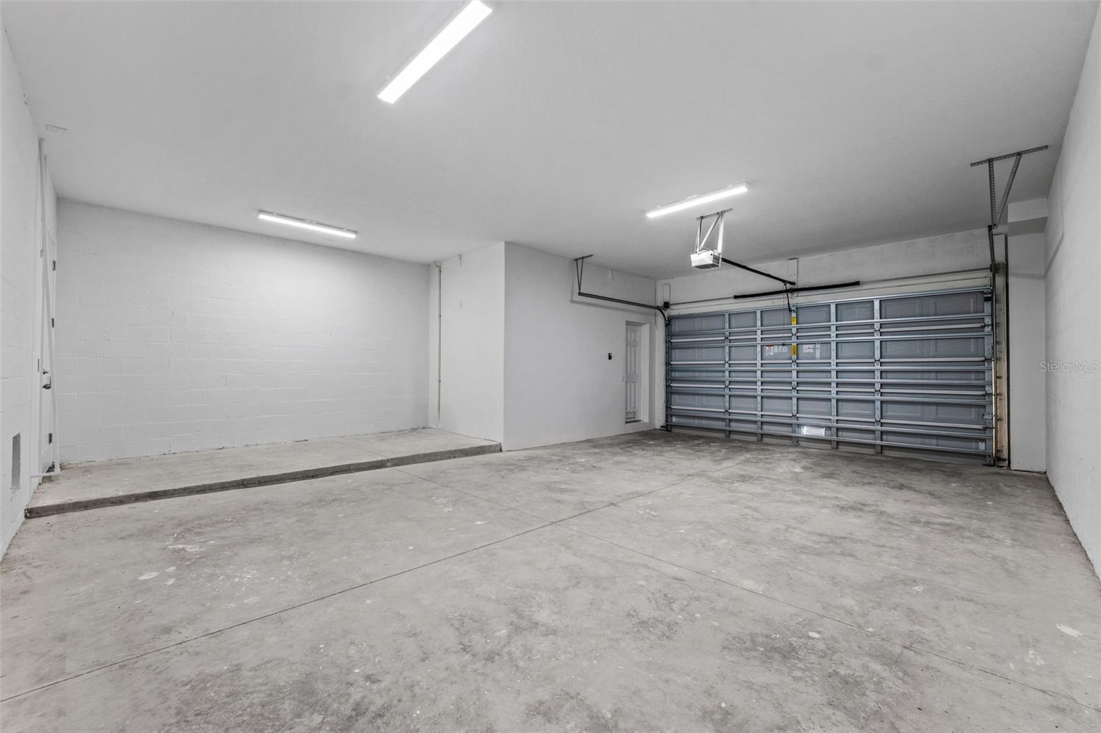 WATERS EDGE - Residential Lease