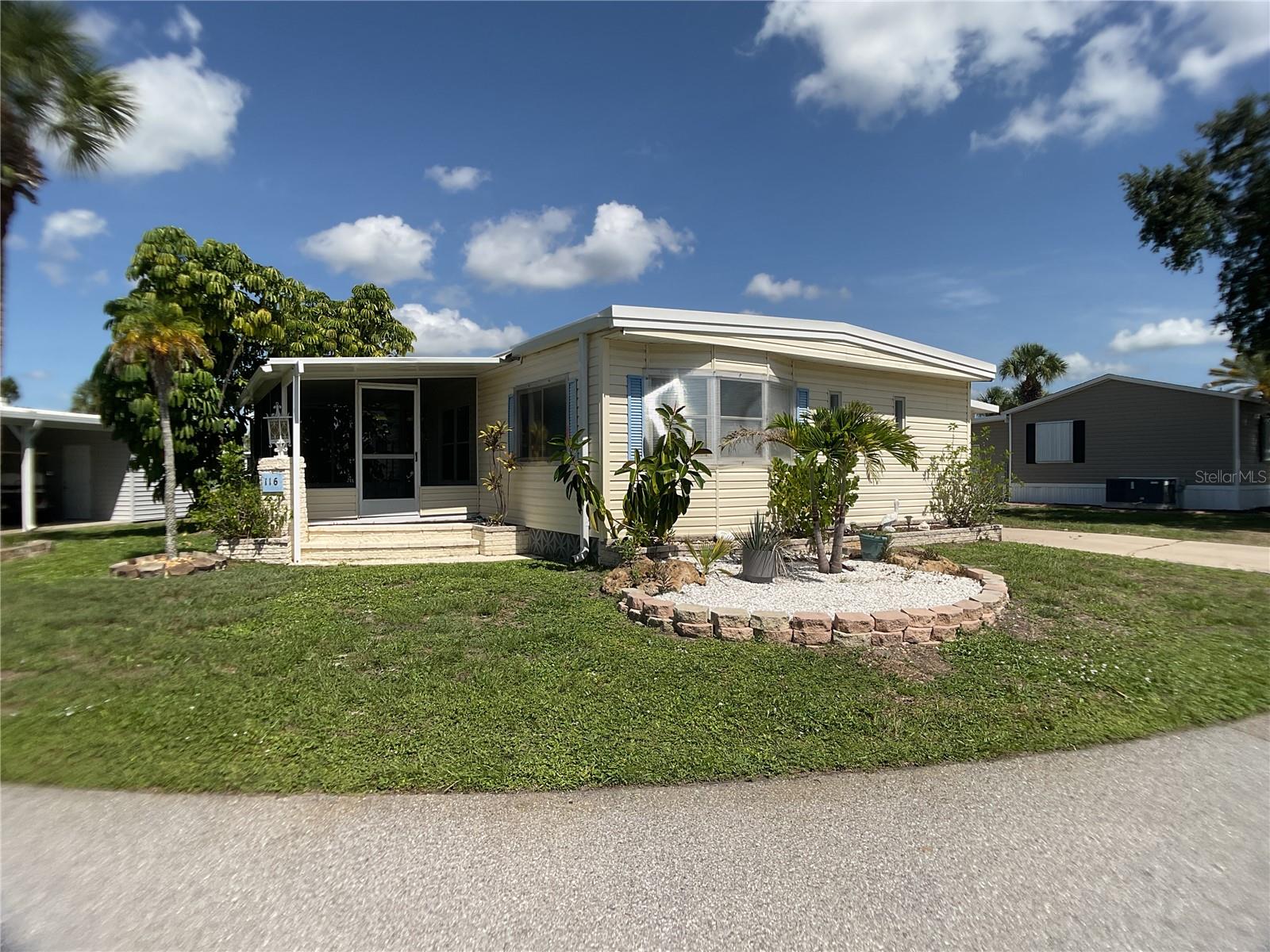 2100 IROQUOIS TRAIL 116