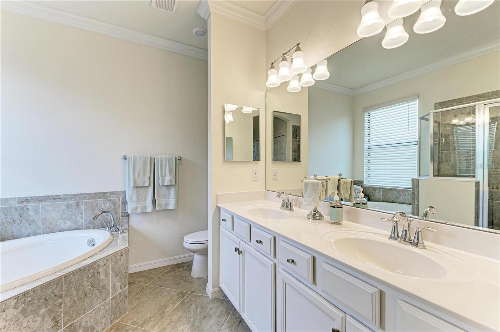 SARASOTA NATIONAL PH 12-A - Residential