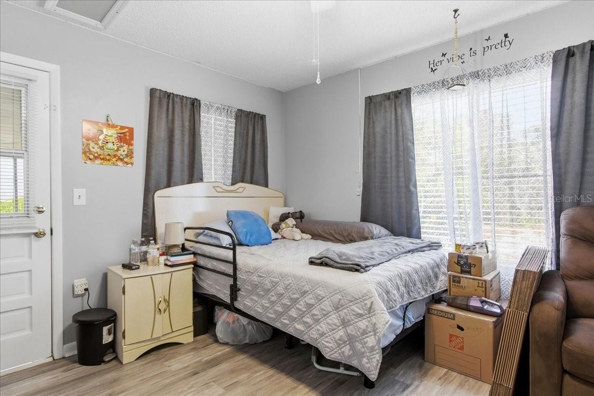 DELTONA LAKES UNIT 32 - Residential