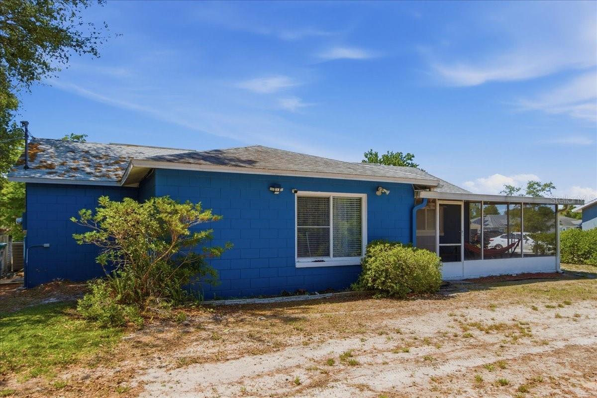 DELTONA LAKES UNIT 32 - Residential