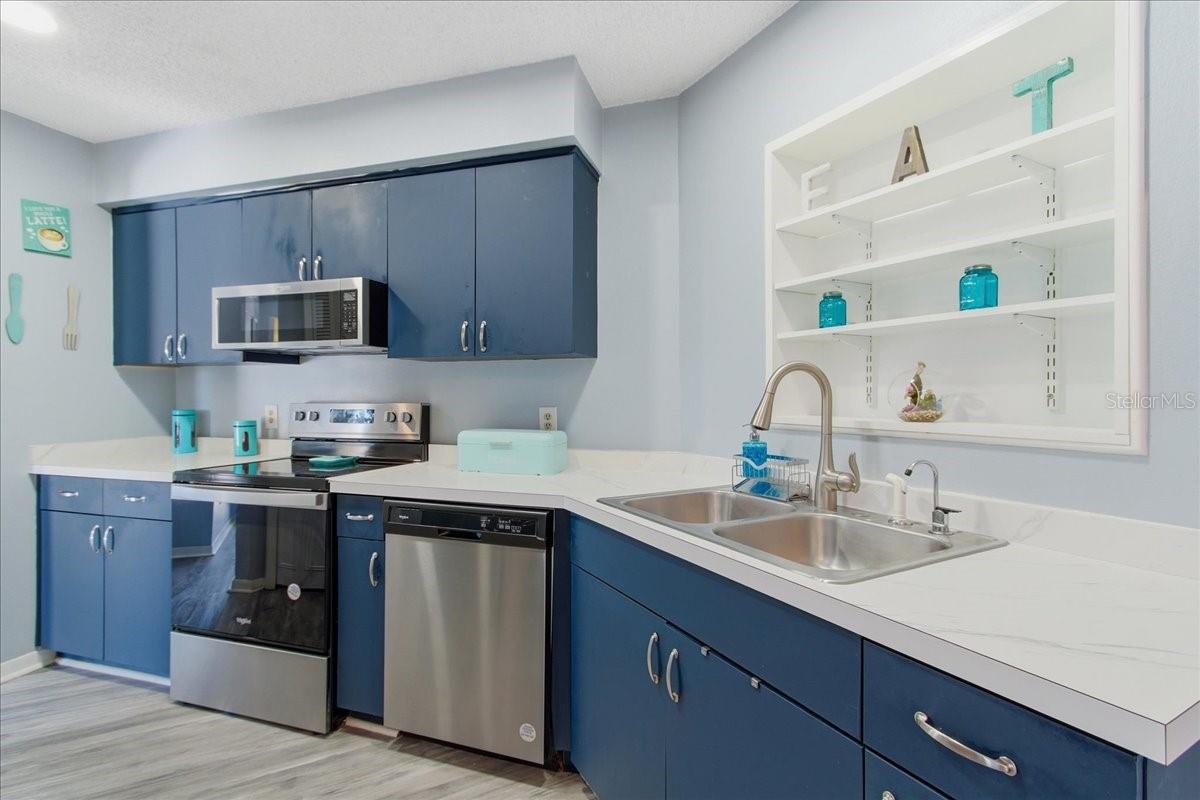 DELTONA LAKES UNIT 32 - Residential