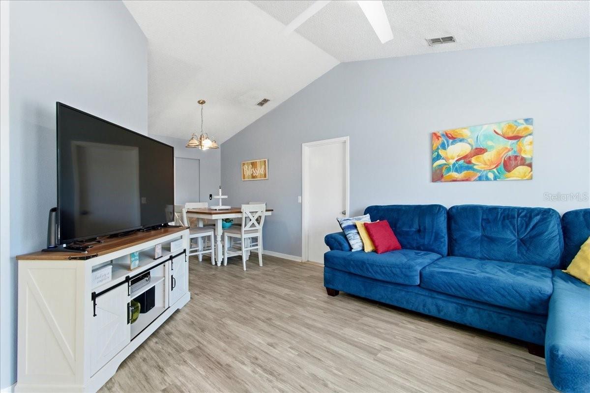 DELTONA LAKES UNIT 32 - Residential