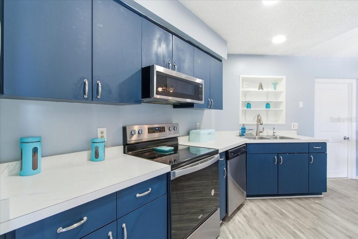 DELTONA LAKES UNIT 32 - Residential